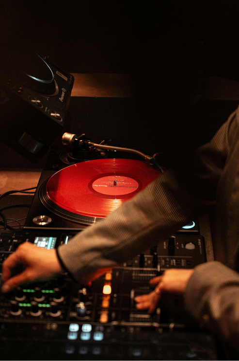 DJ SET